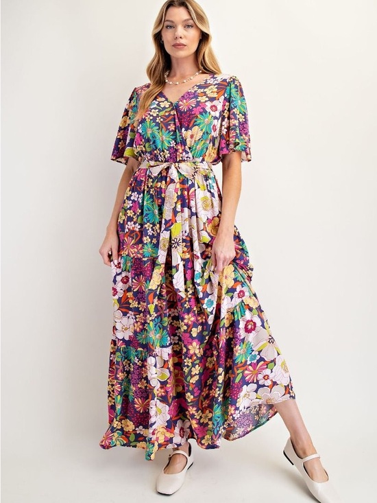 easel Dresses & Skirts - New Easel Floral Maxi Dress